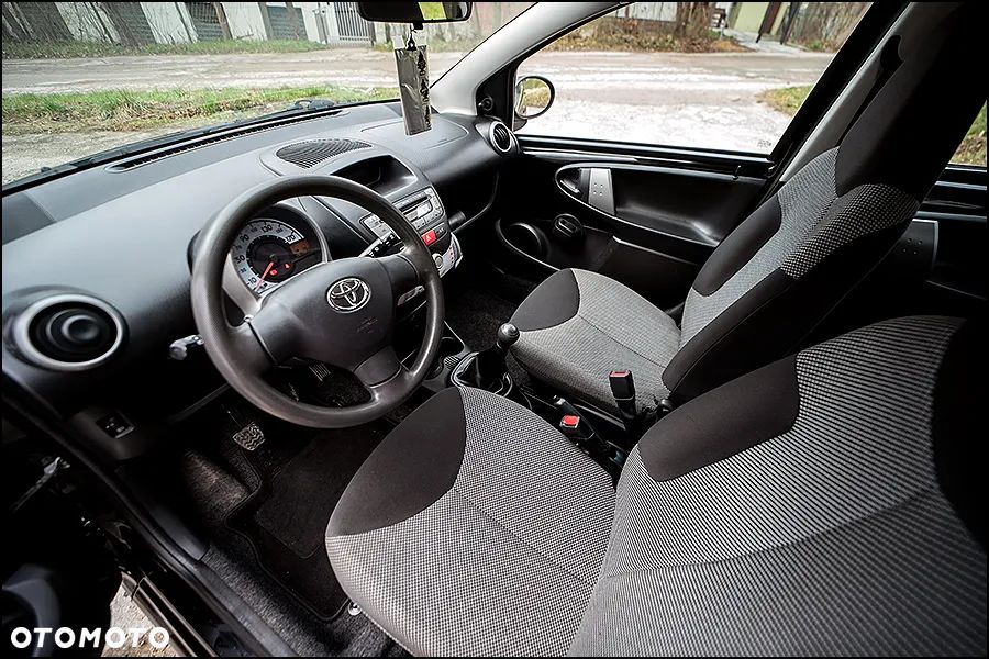 Toyota Aygo - 5
