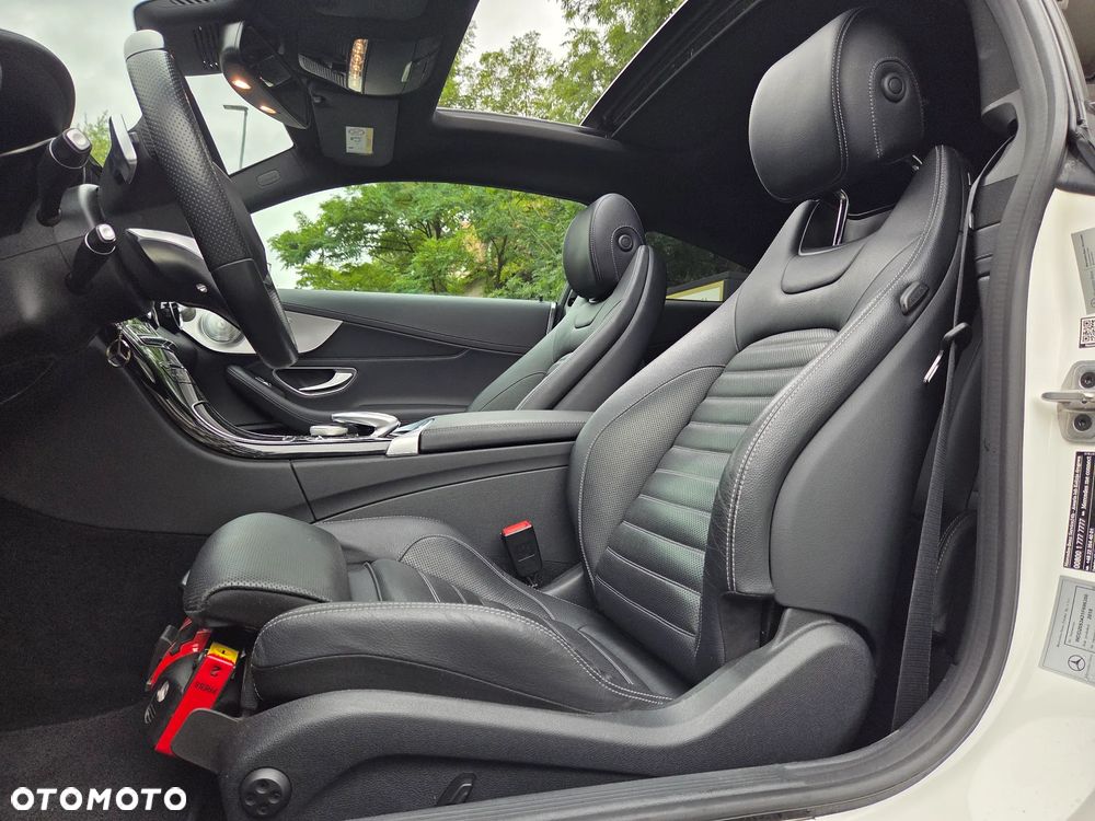 Mercedes-Benz Klasa C 200 4-Matic 9G-TRONIC - 21