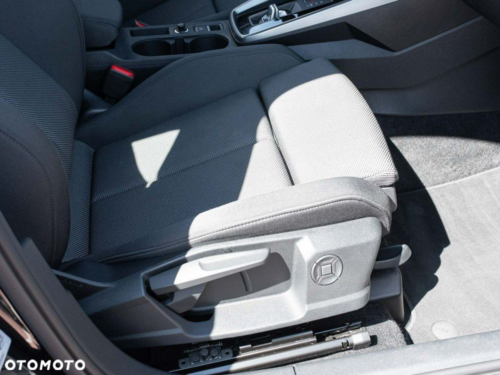 Audi A3 Limousine - 30