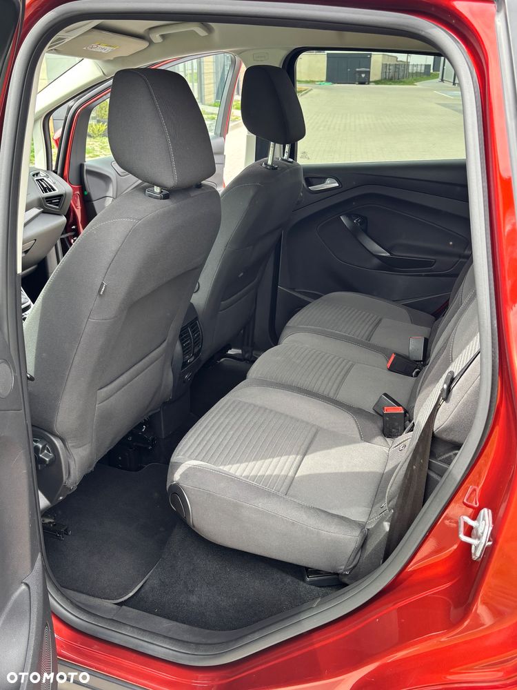 Ford C-MAX 1.5 TDCi Start-Stop-System Titanium - 32