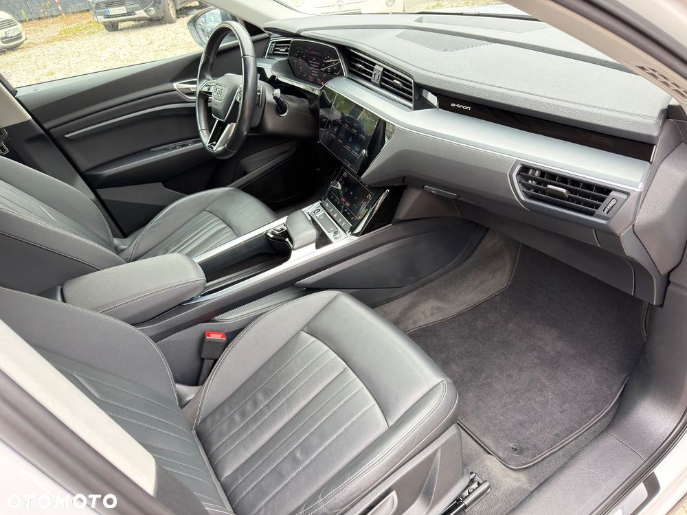 Audi Q8 e-tron 55 114kWh Quattro Advanced - 16