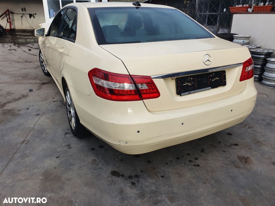 Dezmembram Mercedes E Class w212 2,2CDI - 7