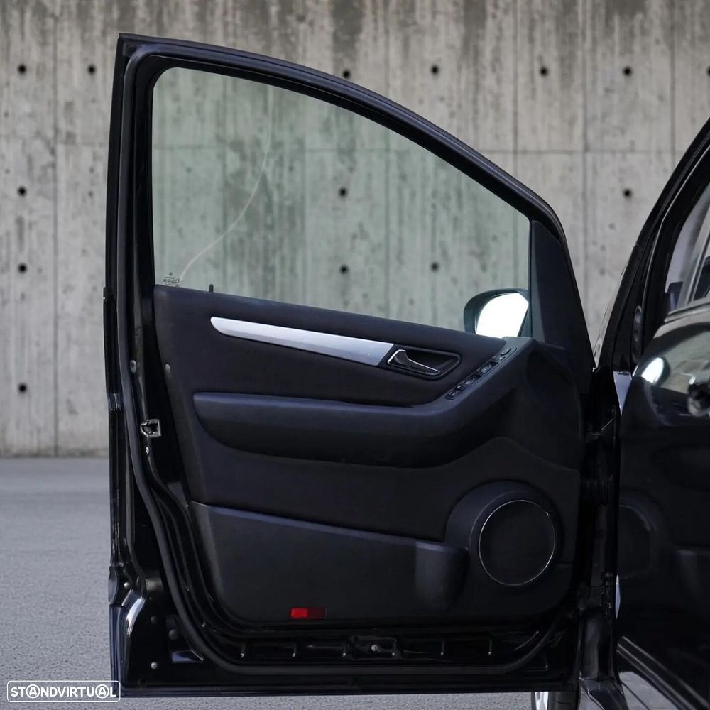 Mercedes-Benz B 150 Autotronic - 25