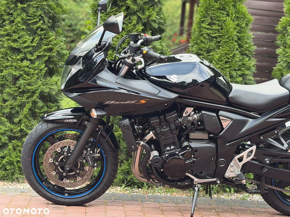Suzuki Bandit - 19