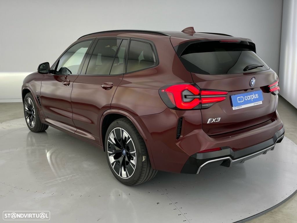 BMW iX3 M Sport Impressive - 26