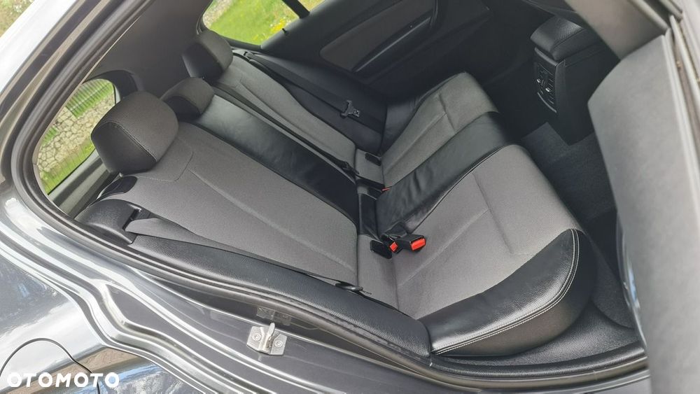 BMW Seria 1 118d Urban Line - 10