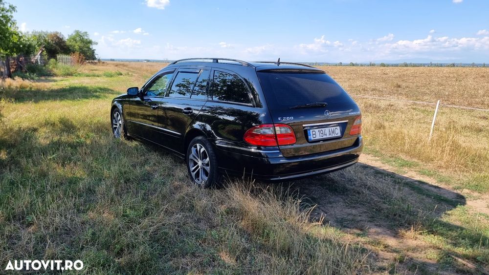 Mercedes-Benz E - 25