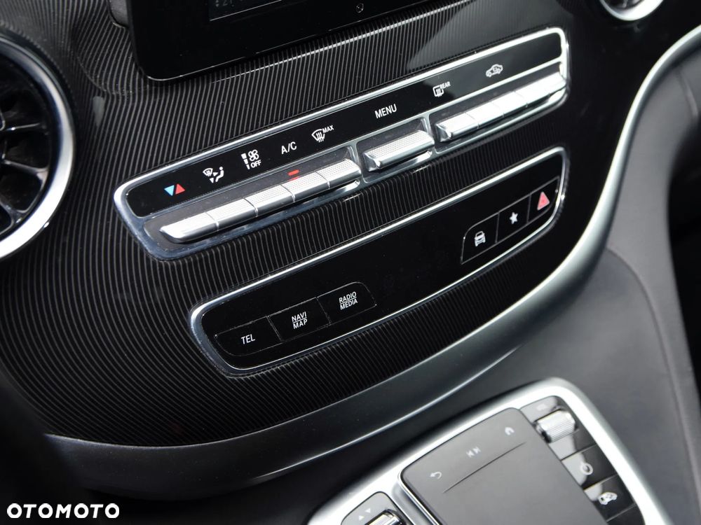 Mercedes-Benz Klasa V 220 d lang 9G-TRONIC - 22