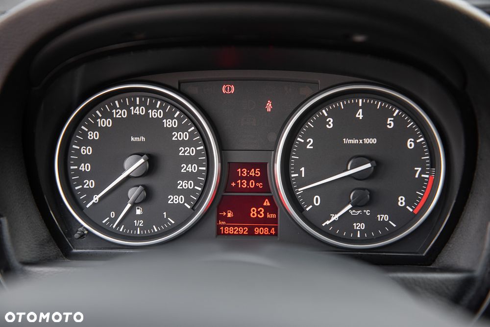 BMW Seria 3 325i - 19