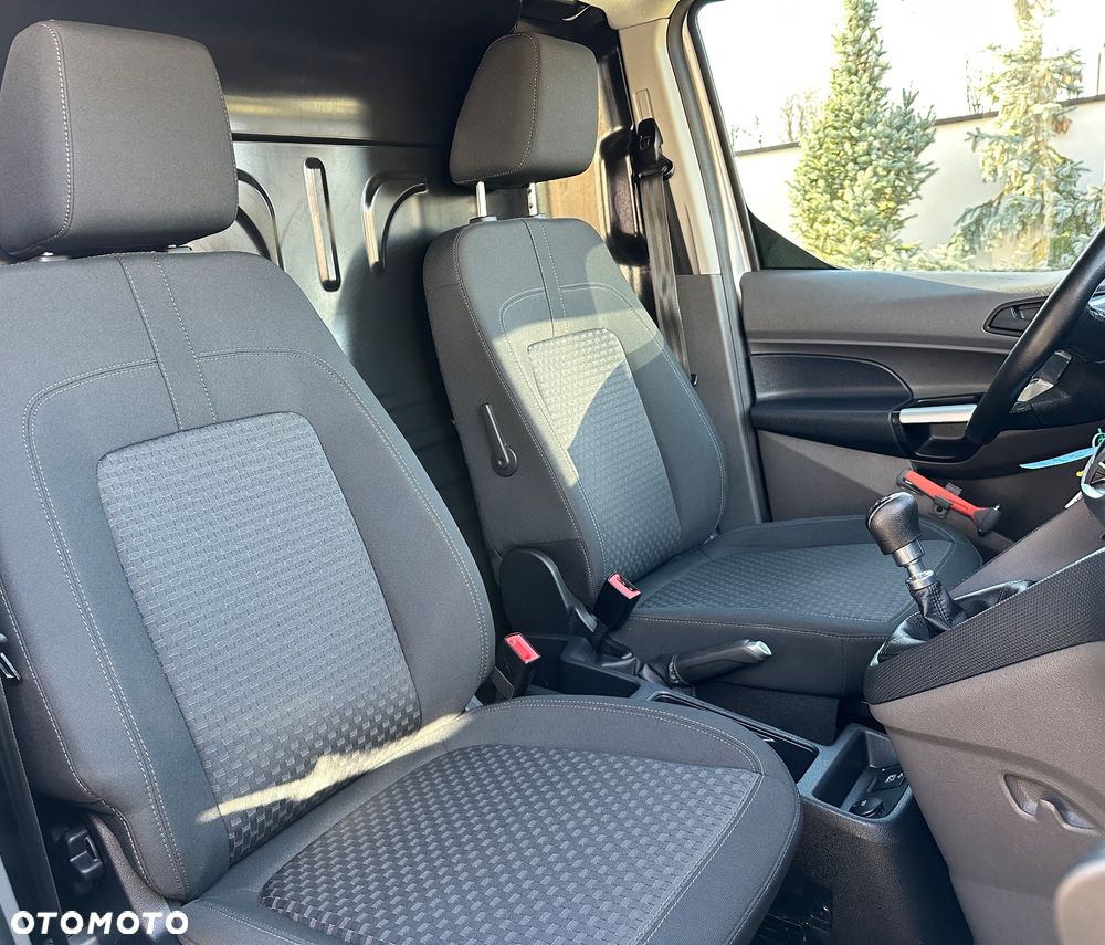 Ford Transit Connect - 24
