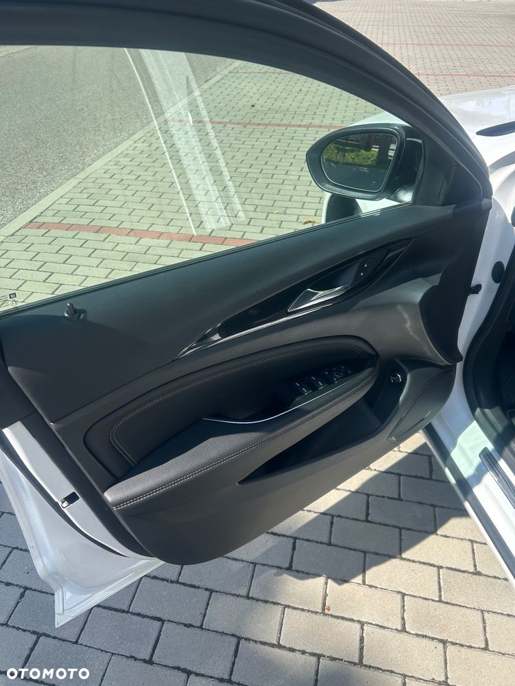 Opel Insignia 2.0 BiTurbo 4x4 Exclusive - 17