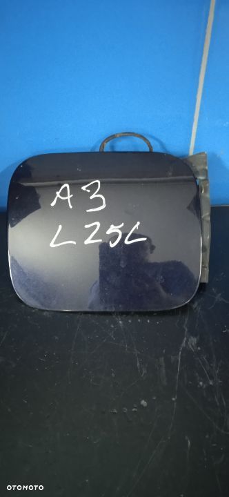 Klapka wlewu paliwa Audi A3 8L kod lakieru LZ5L 1H0010092L - 2