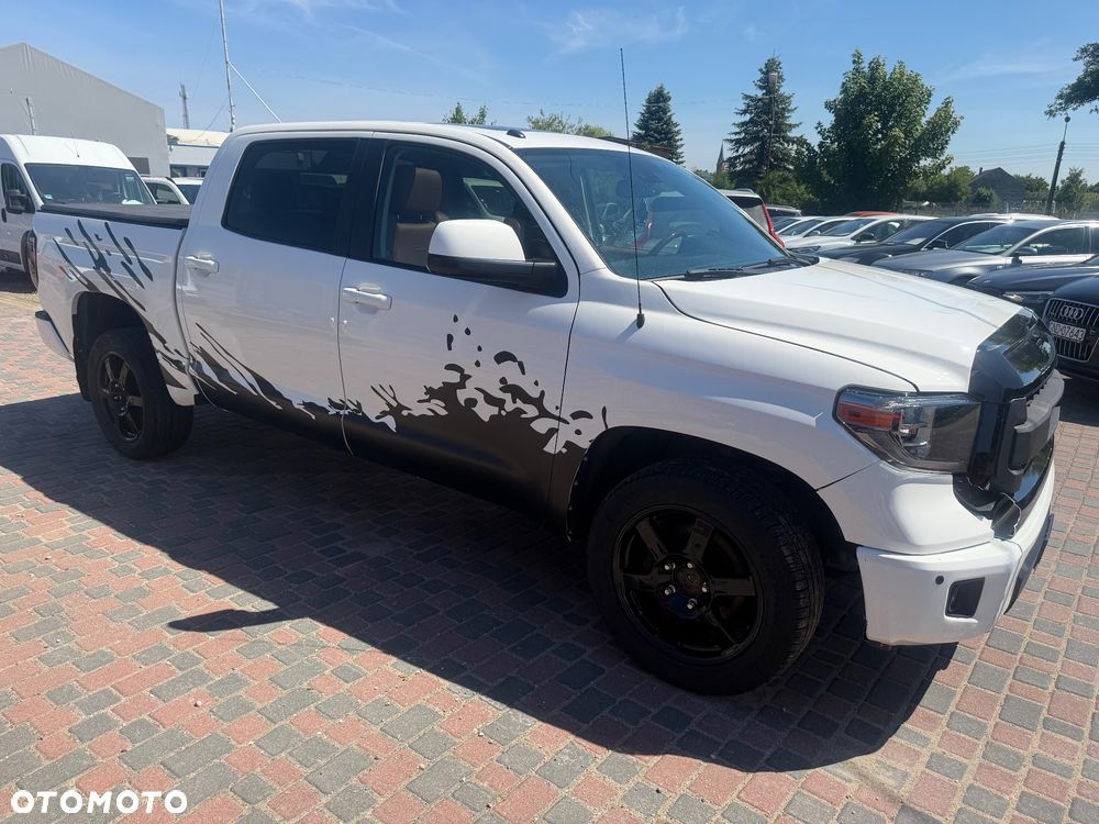 Toyota Tundra - 3