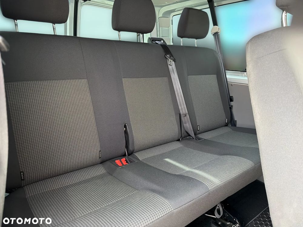 Volkswagen Transporter - 14
