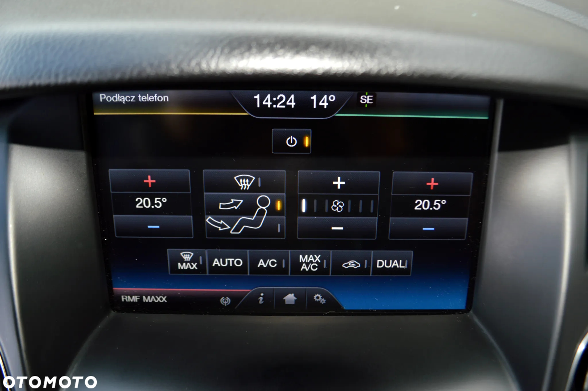 Ford Focus 1.5 EcoBoost ST-Line - 25