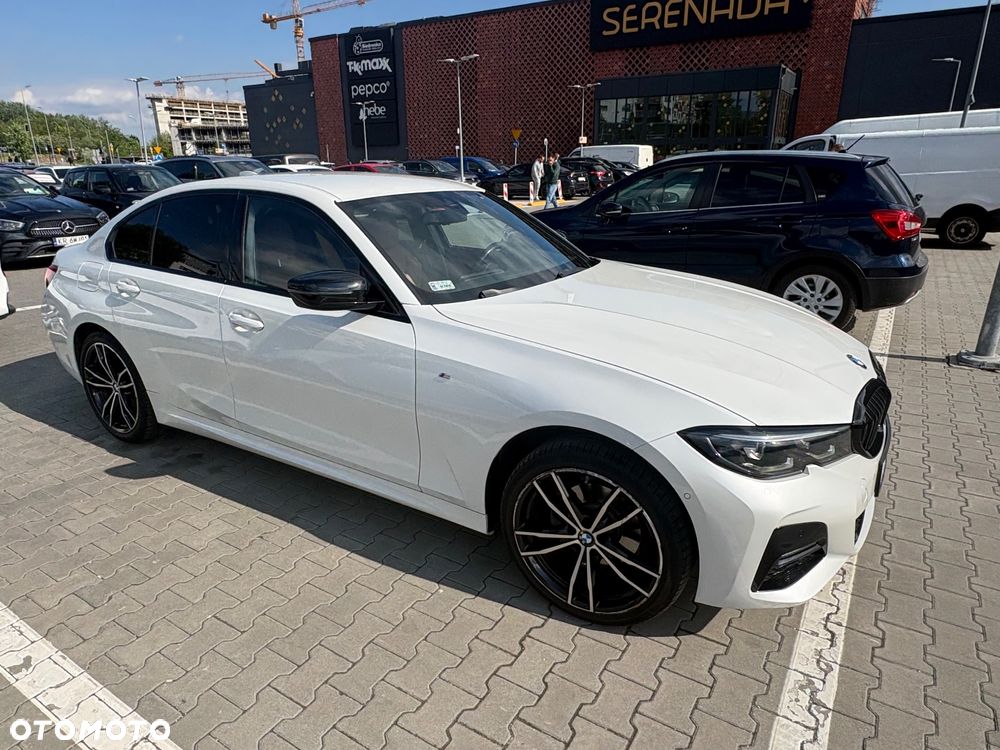 BMW Seria 3 320d xDrive - 4