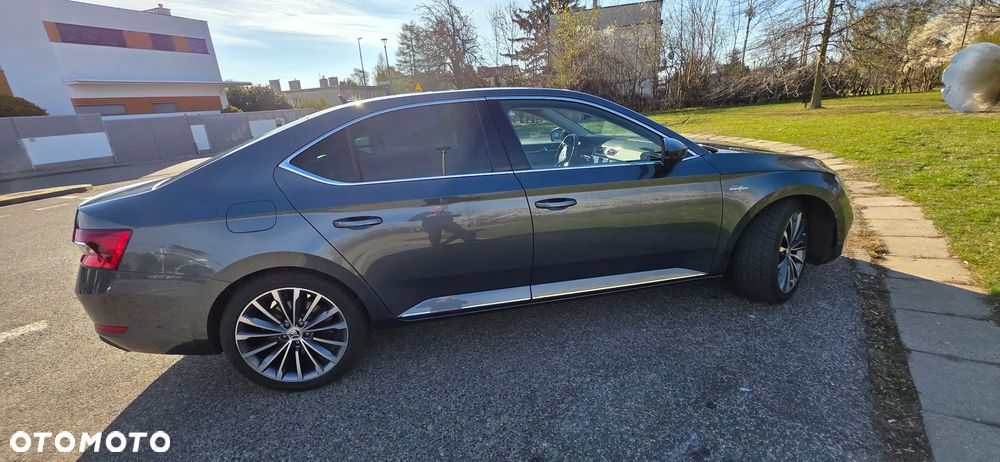 Skoda Superb 2.0 TSI 4x4 L&K DSG - 6