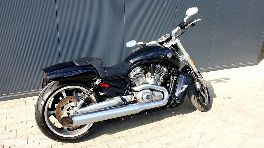 Harley-Davidson V-Rod Muscle - 2