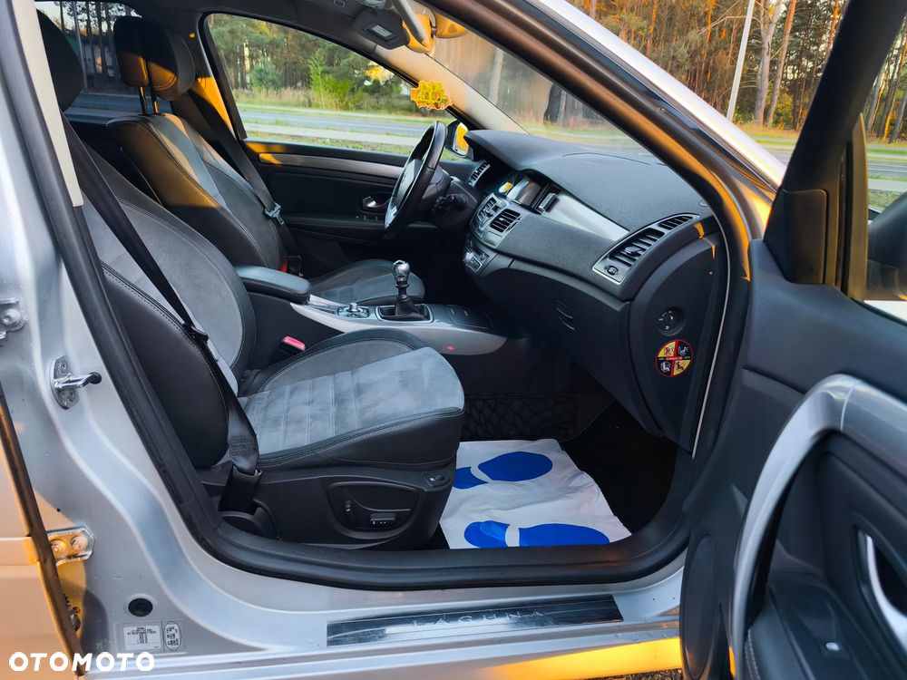Renault Laguna 2.0 DCi FAP GT - 15