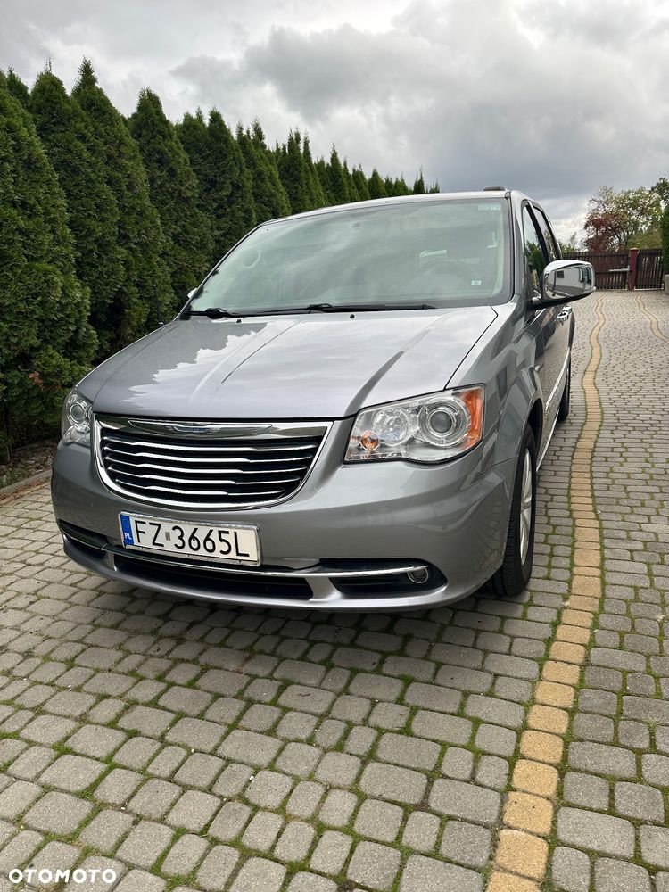 Chrysler Town & Country 3.6 Limited - 5
