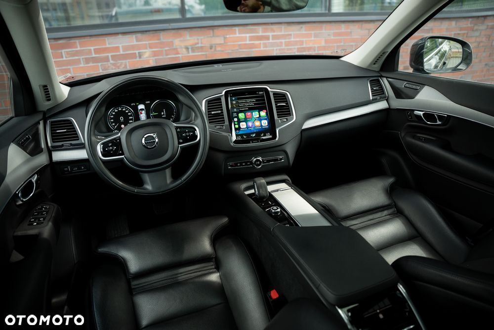 Volvo XC 90 - 26
