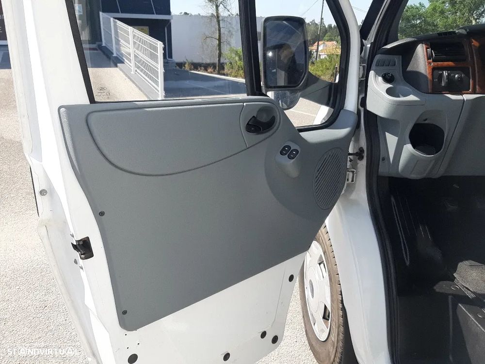 Ford Transit 2.2 TDCI - ROLLER TEAM ZEFIRO 291 TL - 4 LUGARES - 6 DORMIDAS - 46