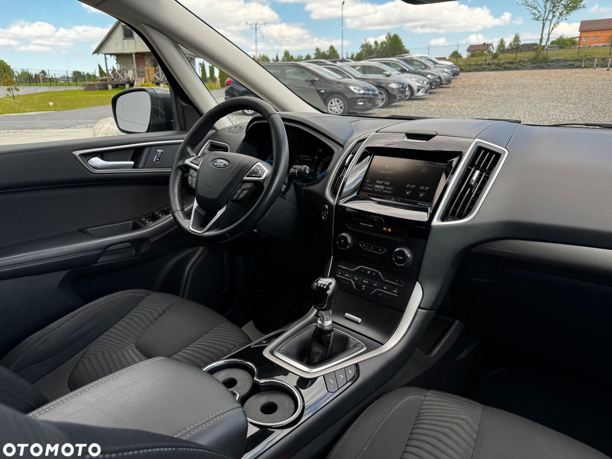 Ford S-Max - 16
