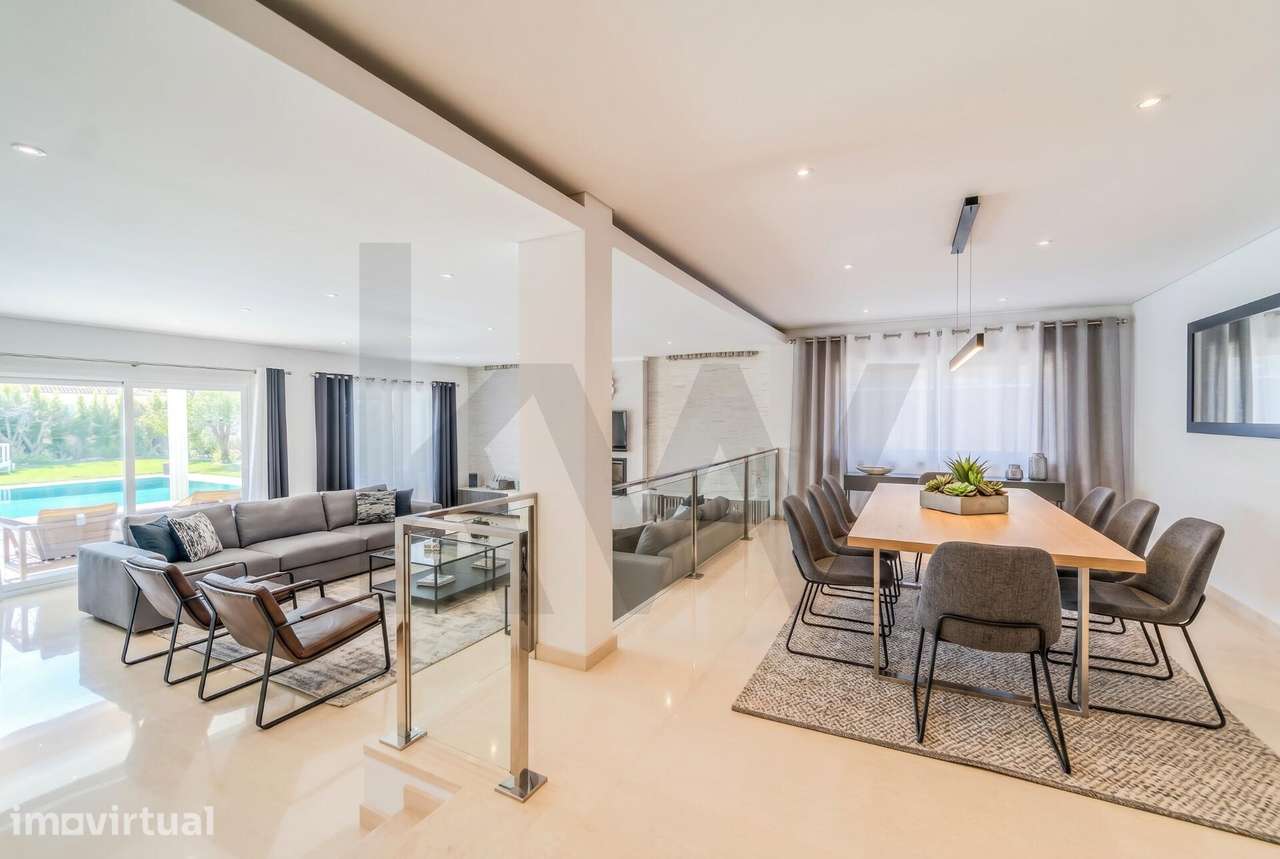 Elegante Moradia de construção tradicional T6 em zona Premium - Grande imagem: 3/31