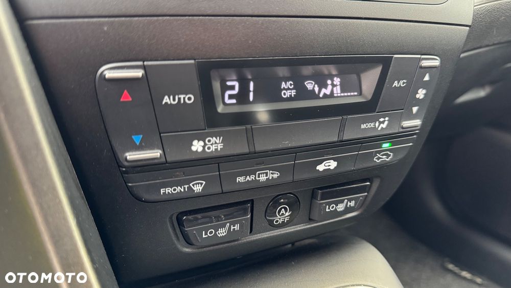 Honda Civic 1.8 i-VTEC Comfort - 36