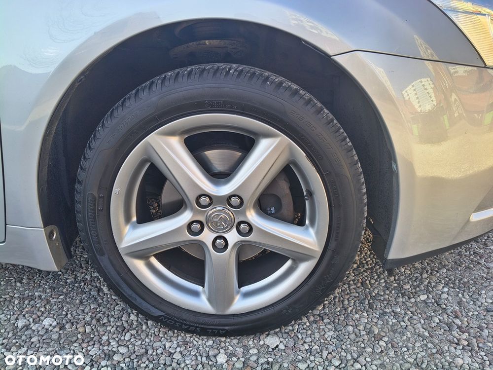 Toyota Avensis Touring Sports 1.8 Executive - 16