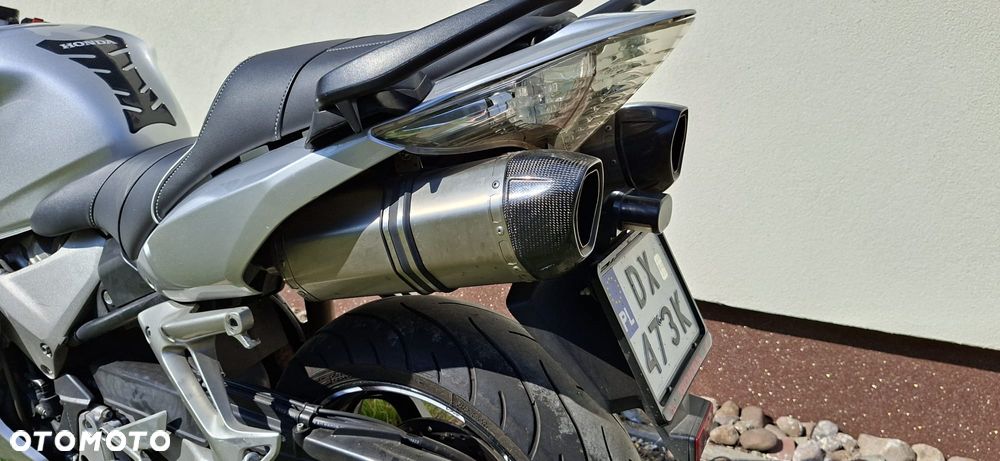 Honda VFR - 7
