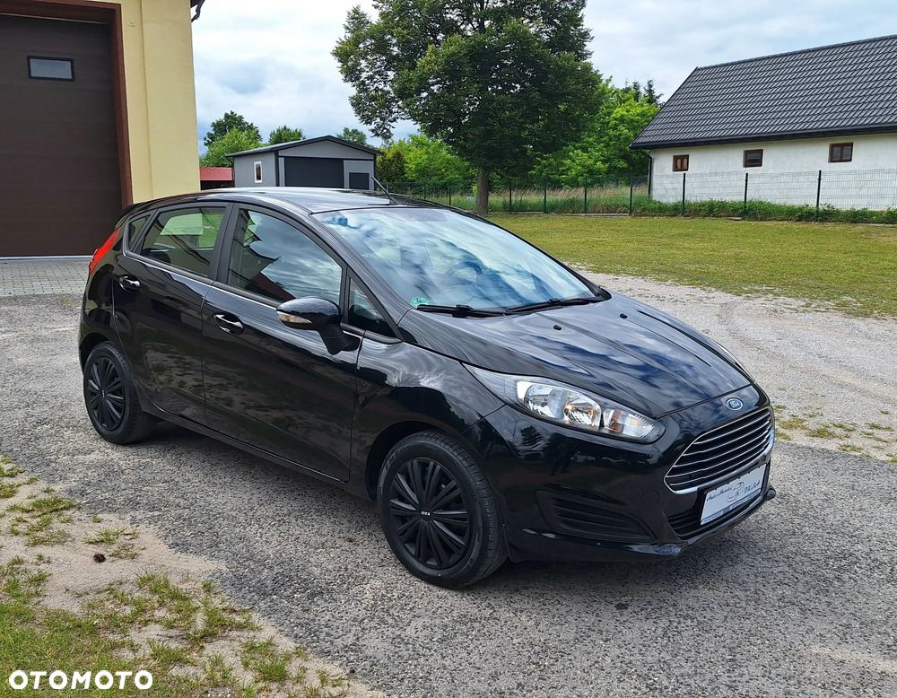 Ford Fiesta 1.0 Champions Edition - 13
