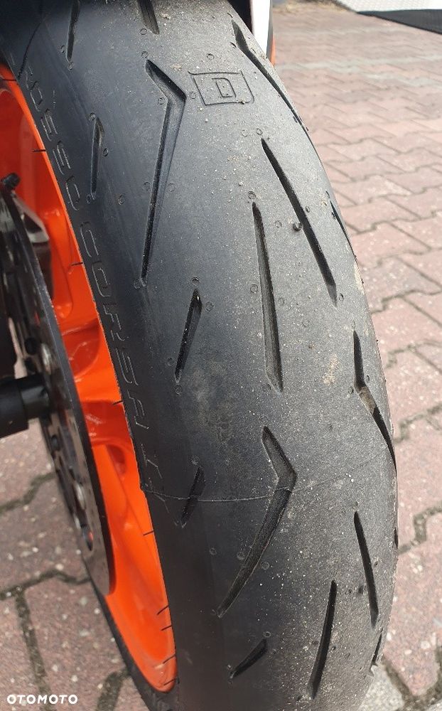 KTM DUKE 890 - 26