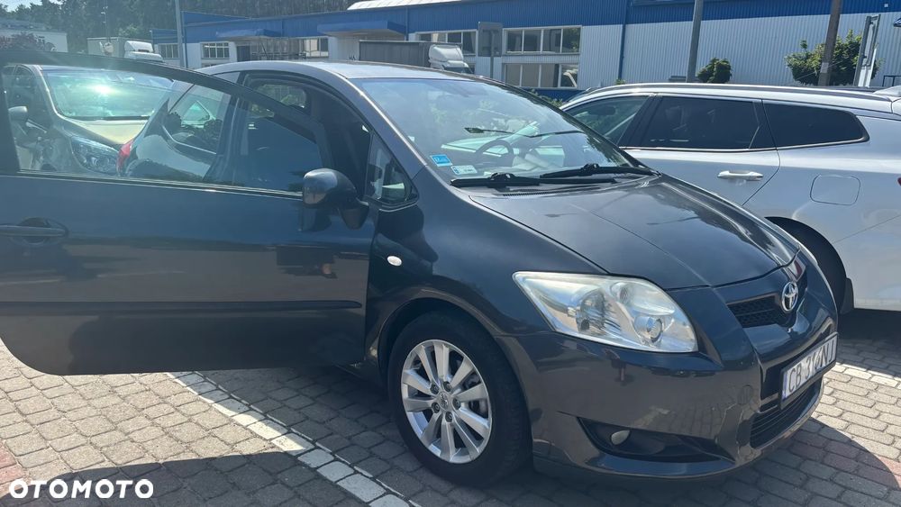 Toyota Auris 1.6 VVT-i Team - 3