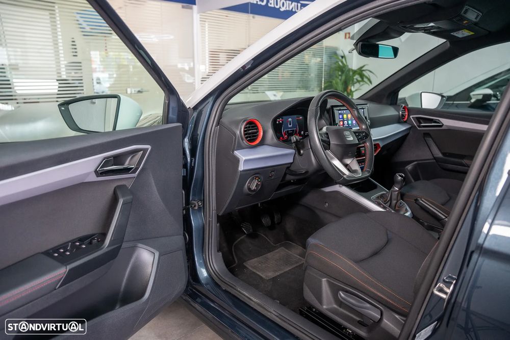 SEAT Arona 1.0 TSI FR — fotografia 17