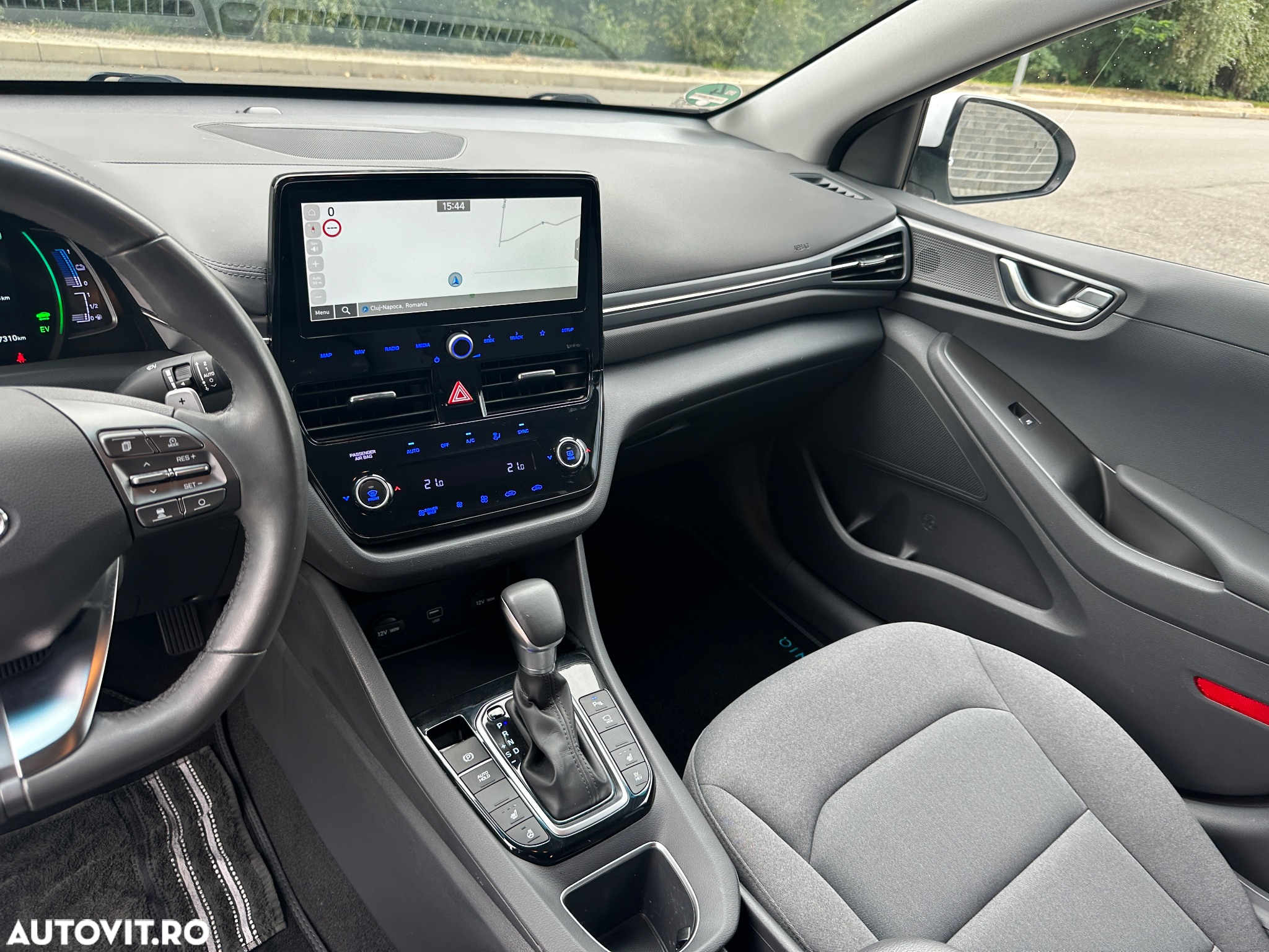 Hyundai IONIQ Plug-in-Hybrid 1.6 GDI Advantage - 7