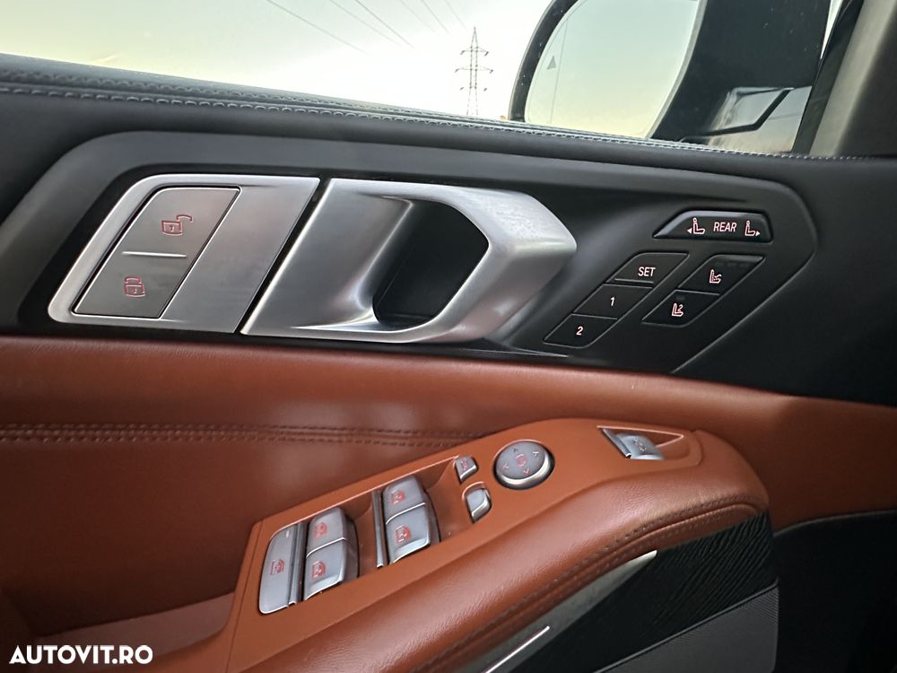 BMW X7 xDrive40d - 15