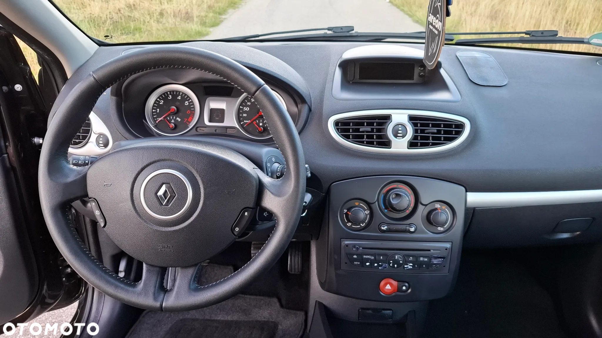 Renault Clio 1.2 TCE Alize - 21