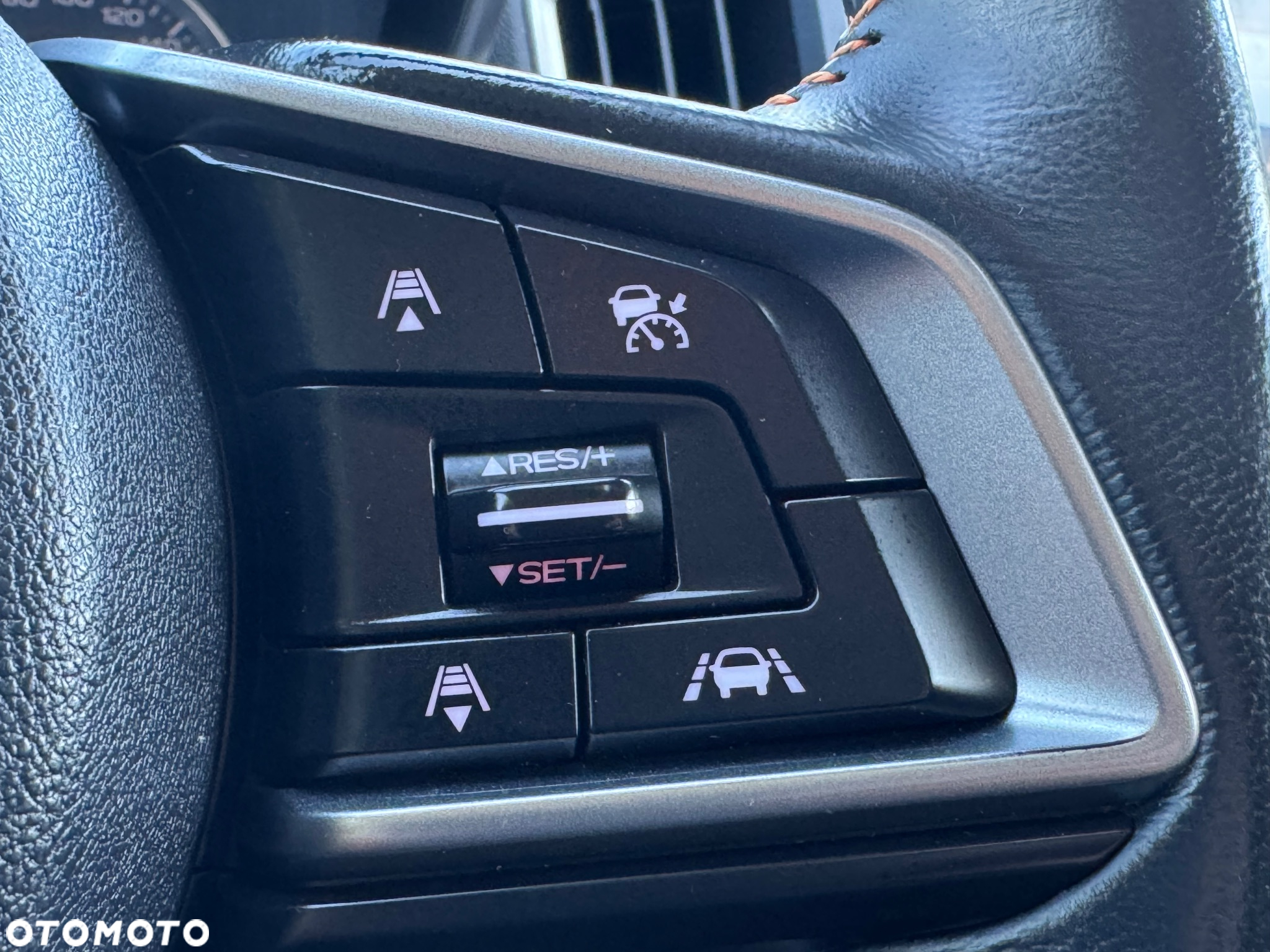Subaru XV 2.0i Lineartronic Exclusive+ - 31
