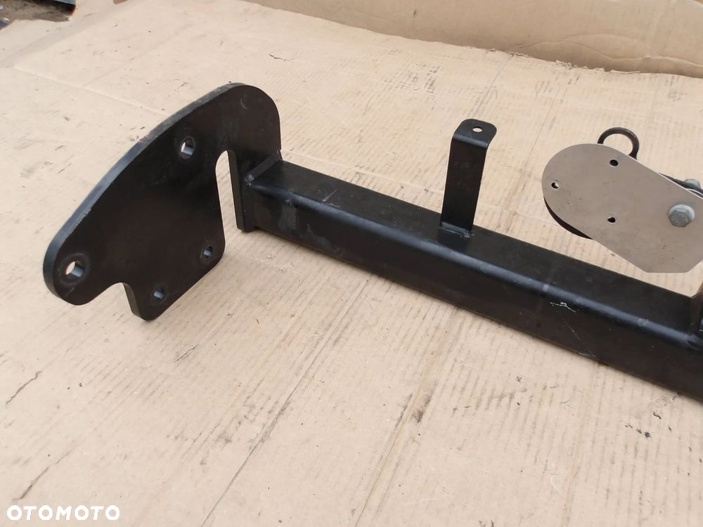 HAK HOLOWNICZNY WPINANY MITSUBISHI ASX - 5