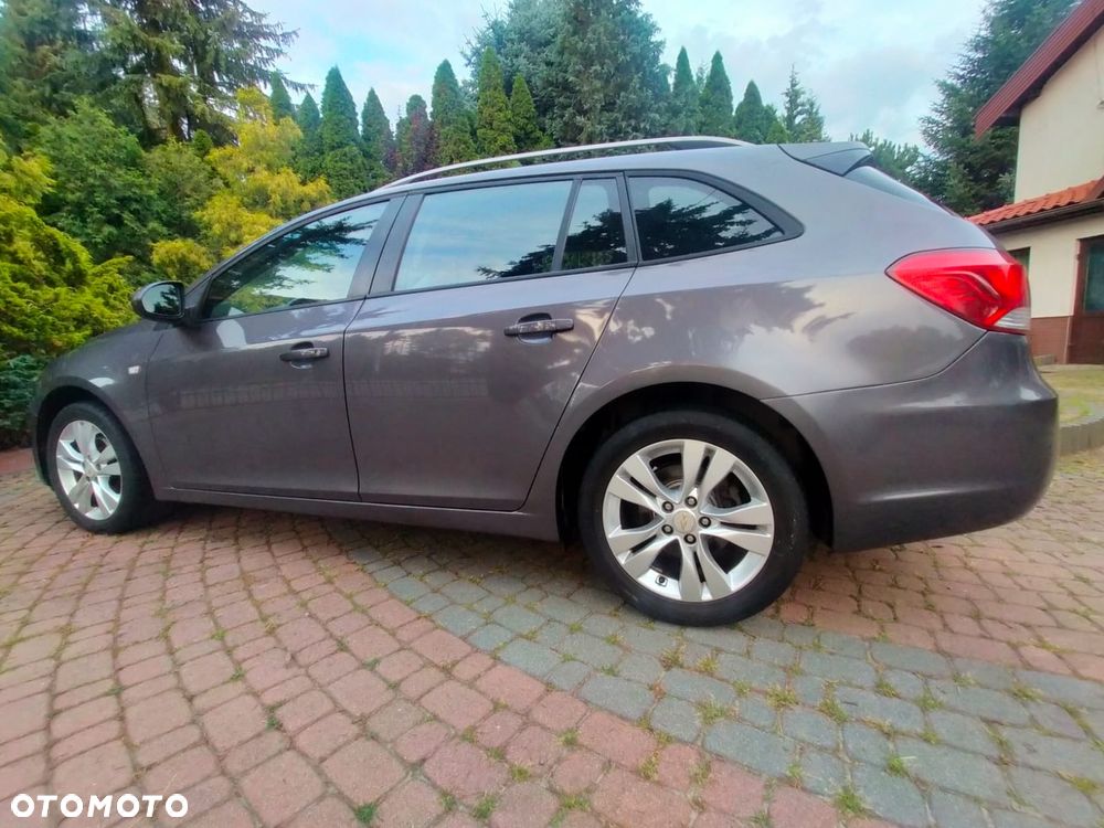 Chevrolet Cruze - 9