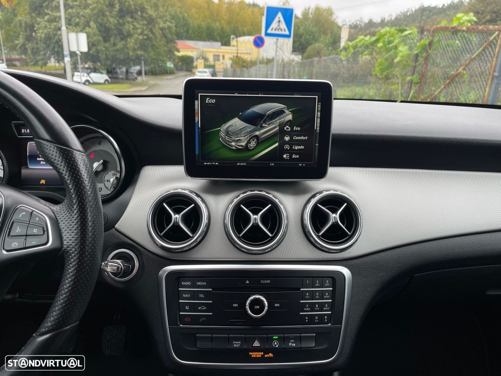 Mercedes-Benz GLA 180 - 31