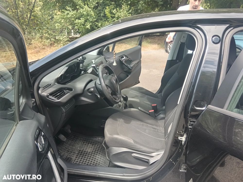 Peugeot 208 e-HDi 92 Stop&Start Active - 7