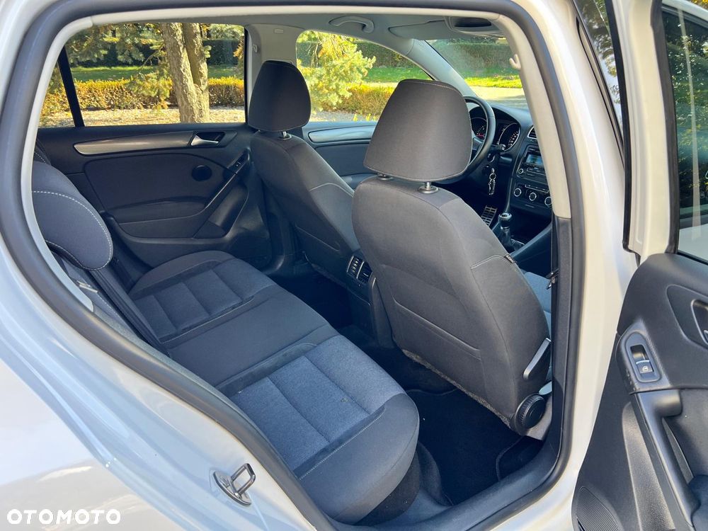 Volkswagen Golf - 15