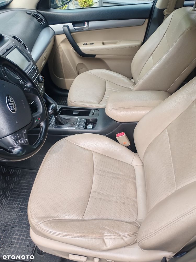 Kia Sorento - 8