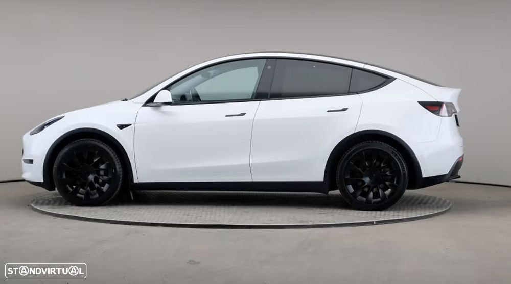 Tesla Model Y Tração Traseira - 2