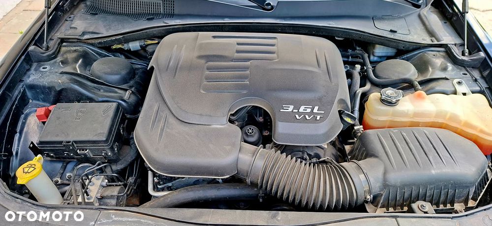Chrysler 300C - 32