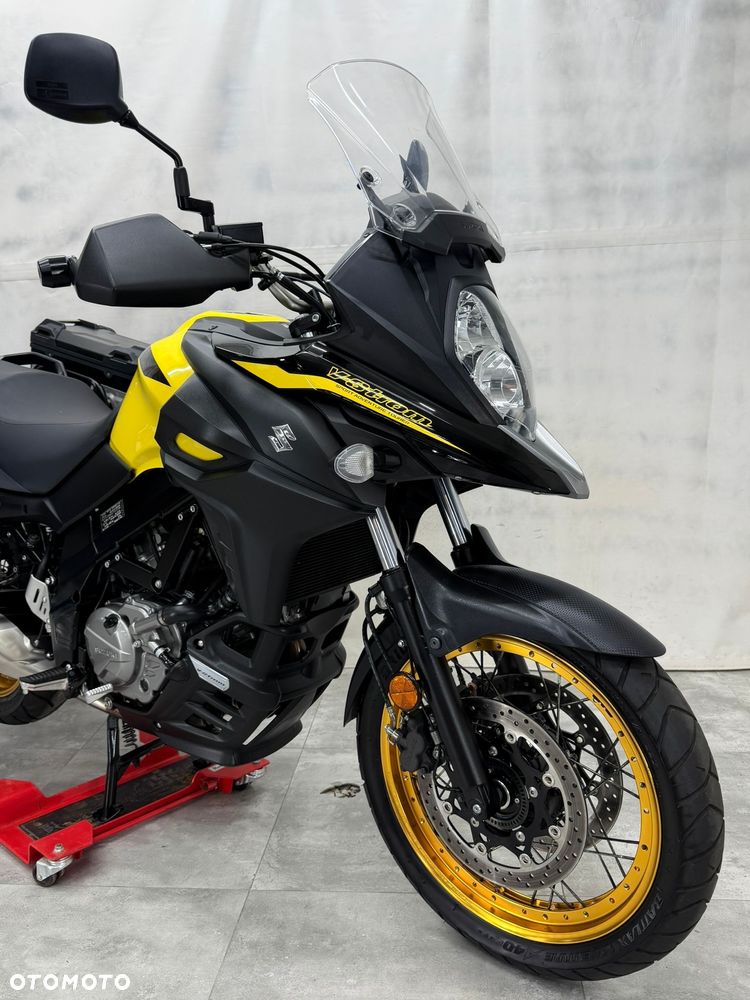 Suzuki V-STROM - 6