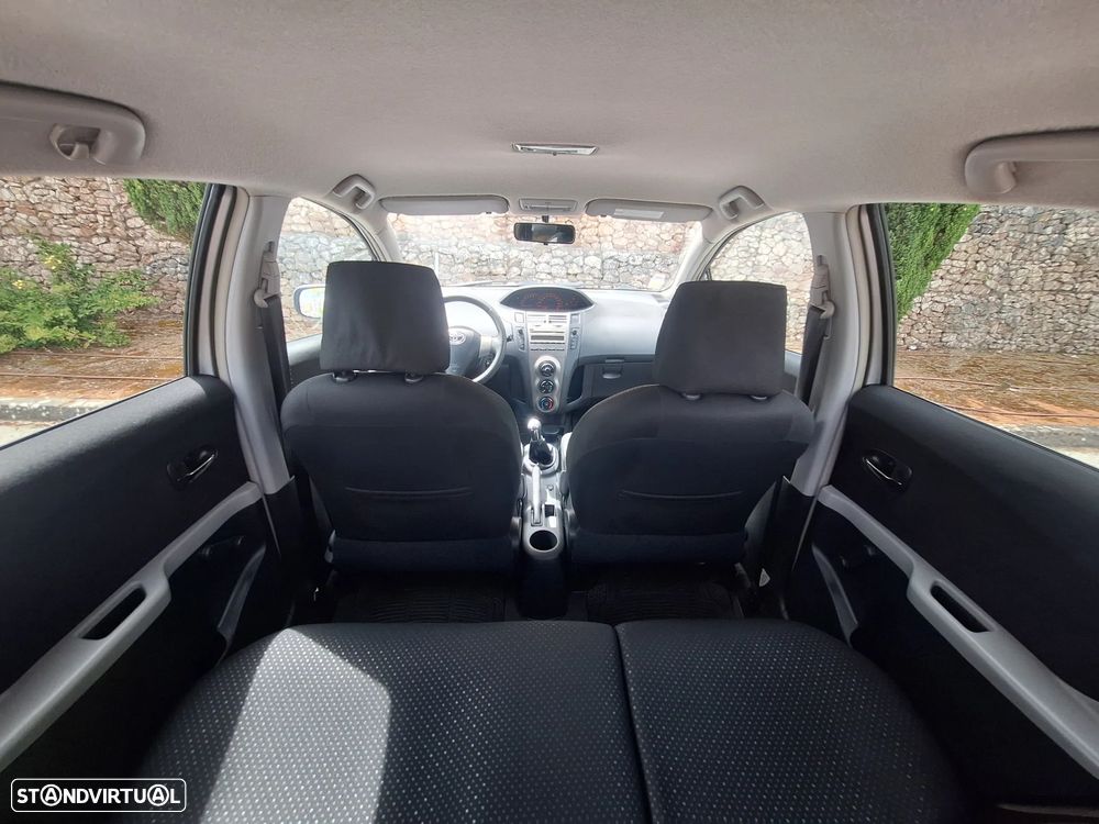 Toyota Yaris 1.0 VVT-i Comfort - 23