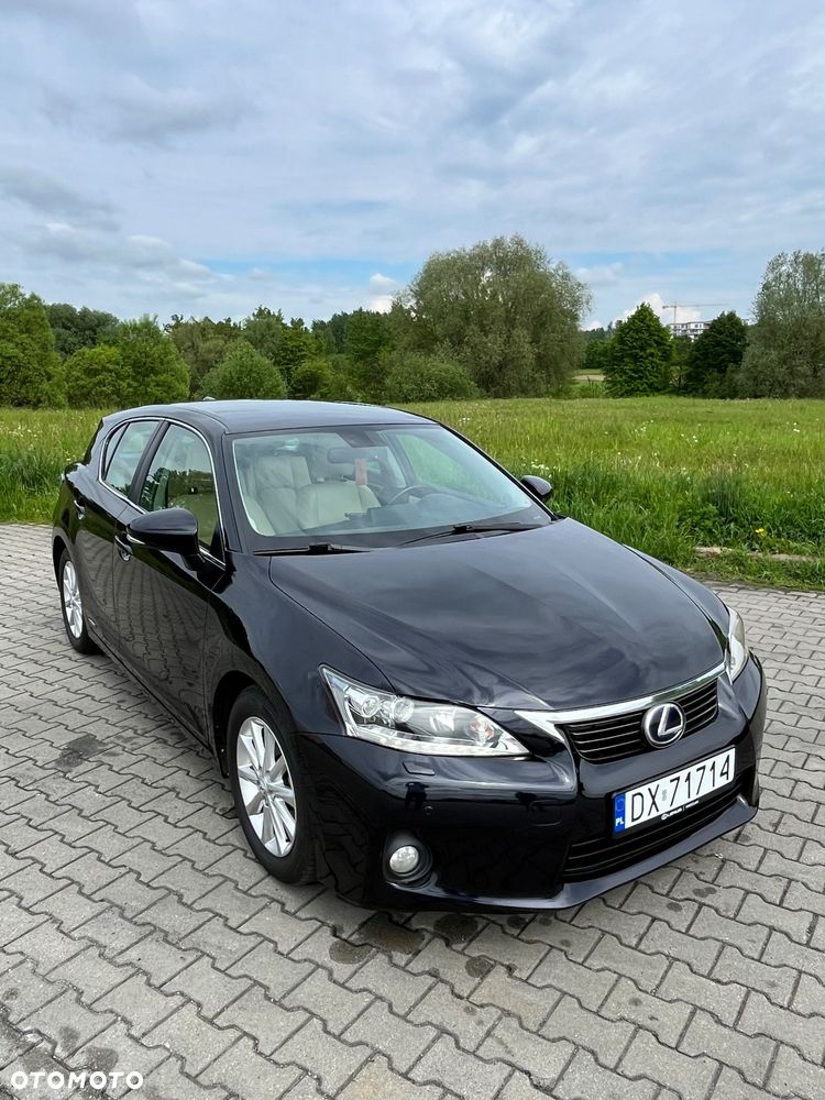Lexus CT 200h Prestige - 3